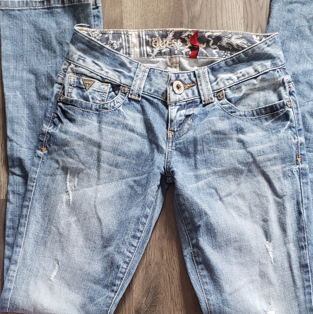 Guess Daredevil boot cut jeans size 28
